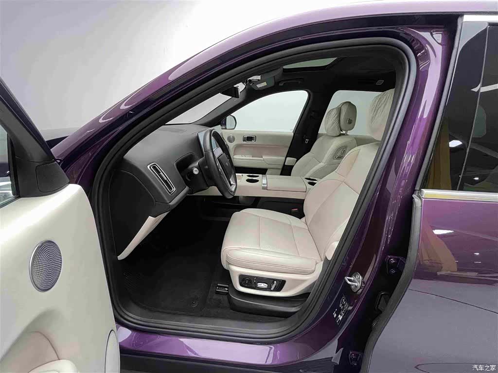 Li Auto L9, 2024 4