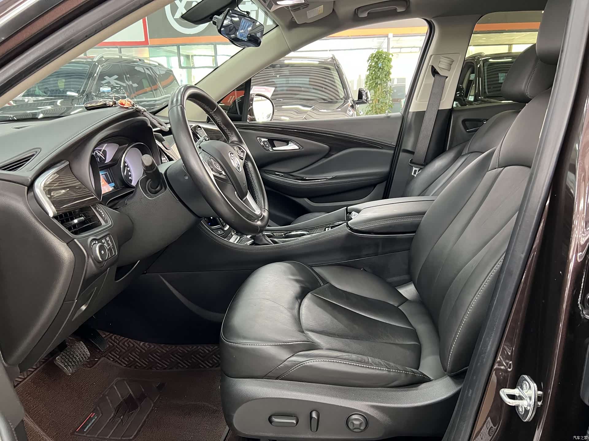 Buick Envision Plus, 2020 4