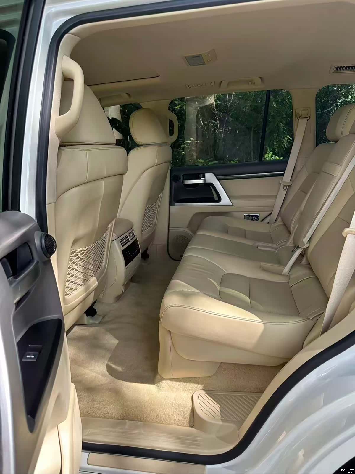 Toyota Land Cruiser, 2016 7