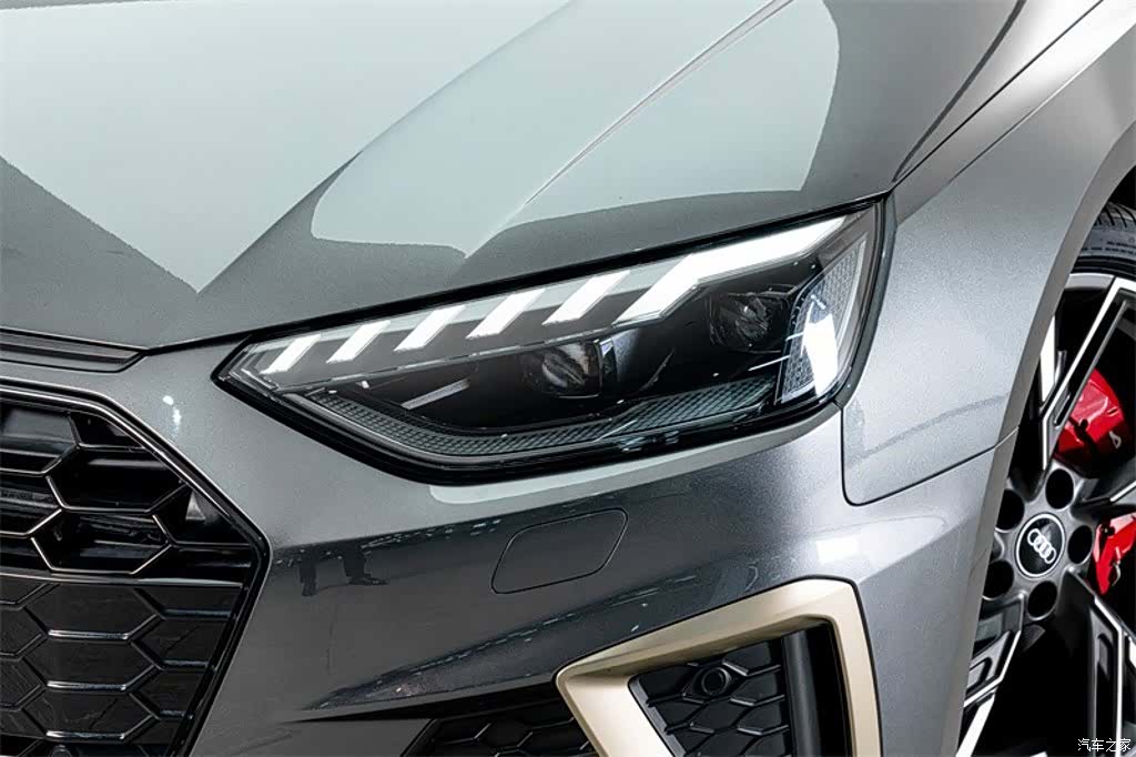 Audi A4L, 2024 4