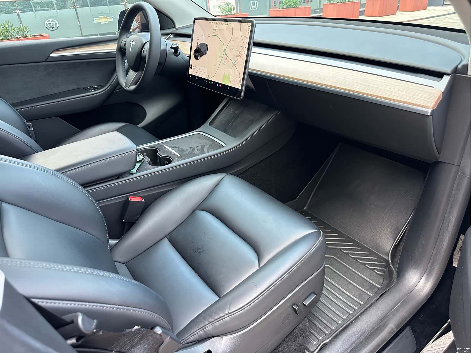 Tesla Model Y, 2022 9