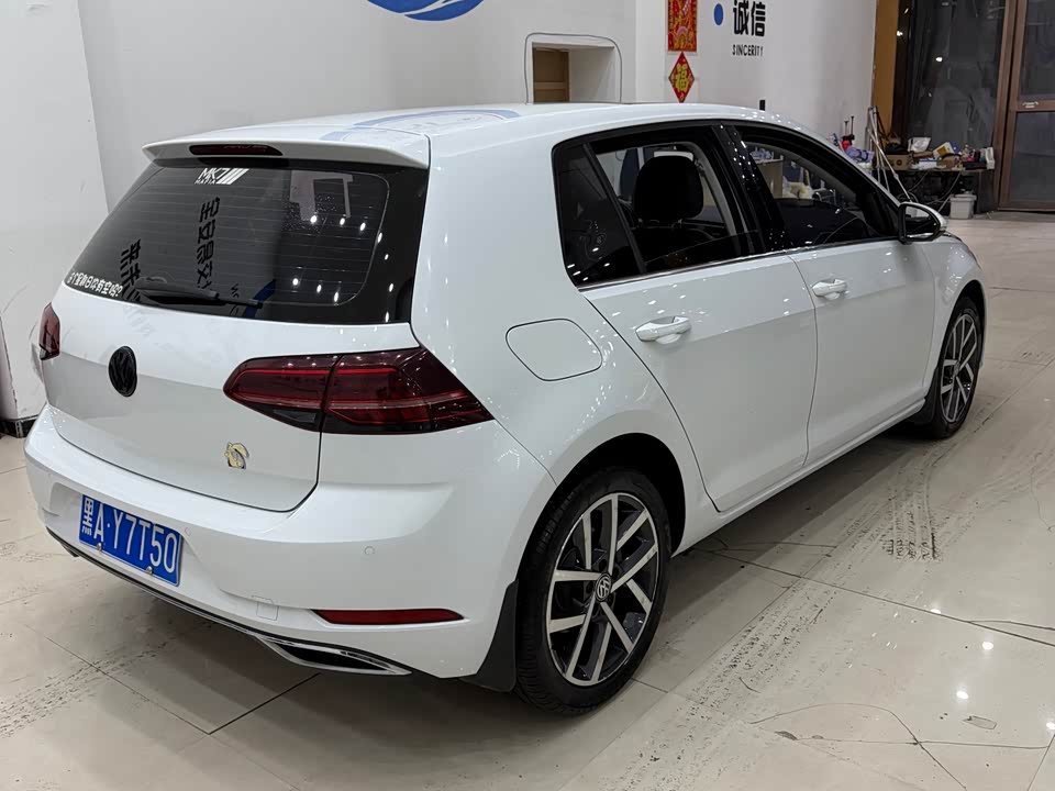 Volkswagen golf
