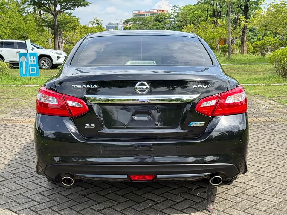Nissan Teana Nissan Teana