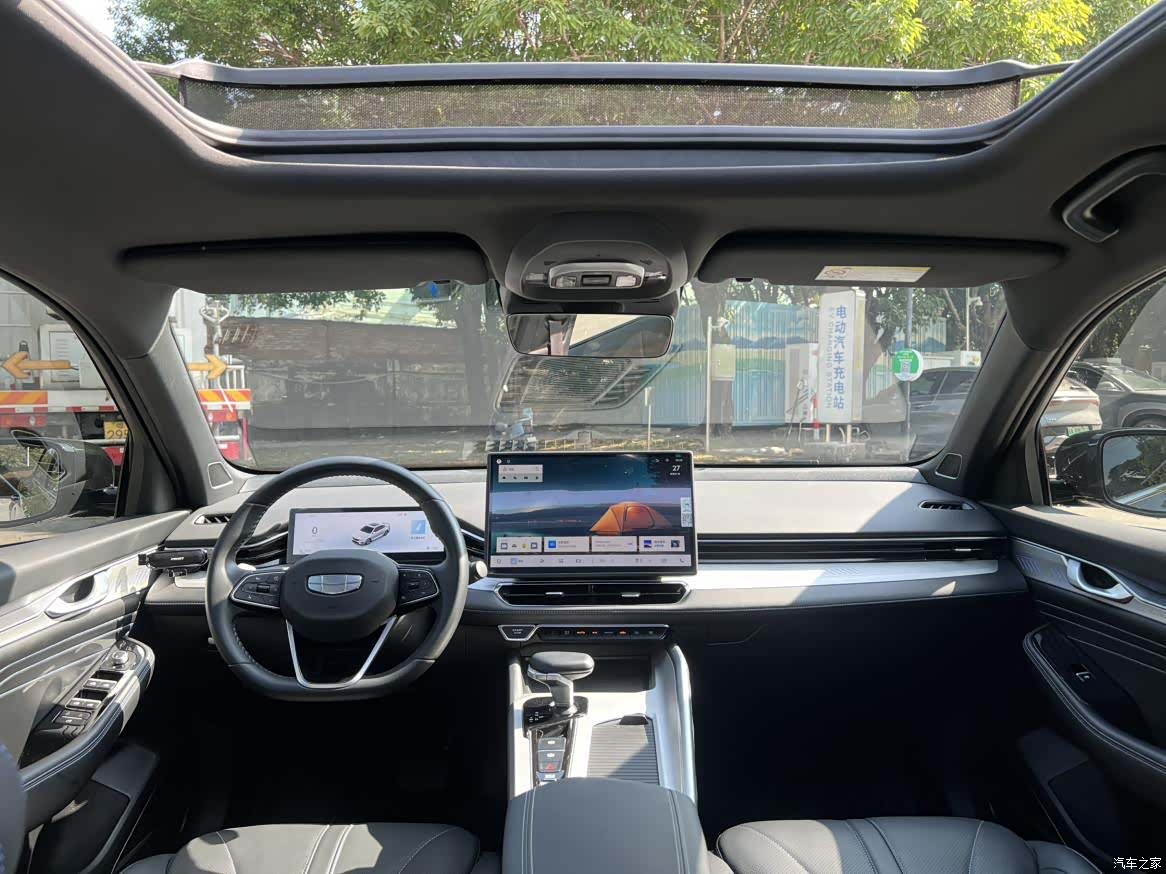 Geely Preface, 2025 7