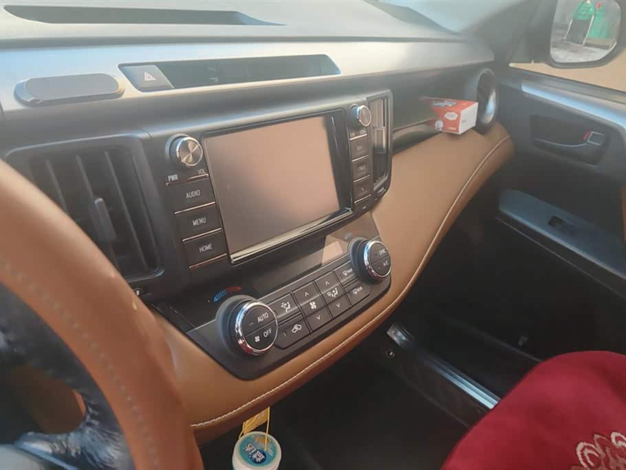 Toyota RAV4 Rongfang