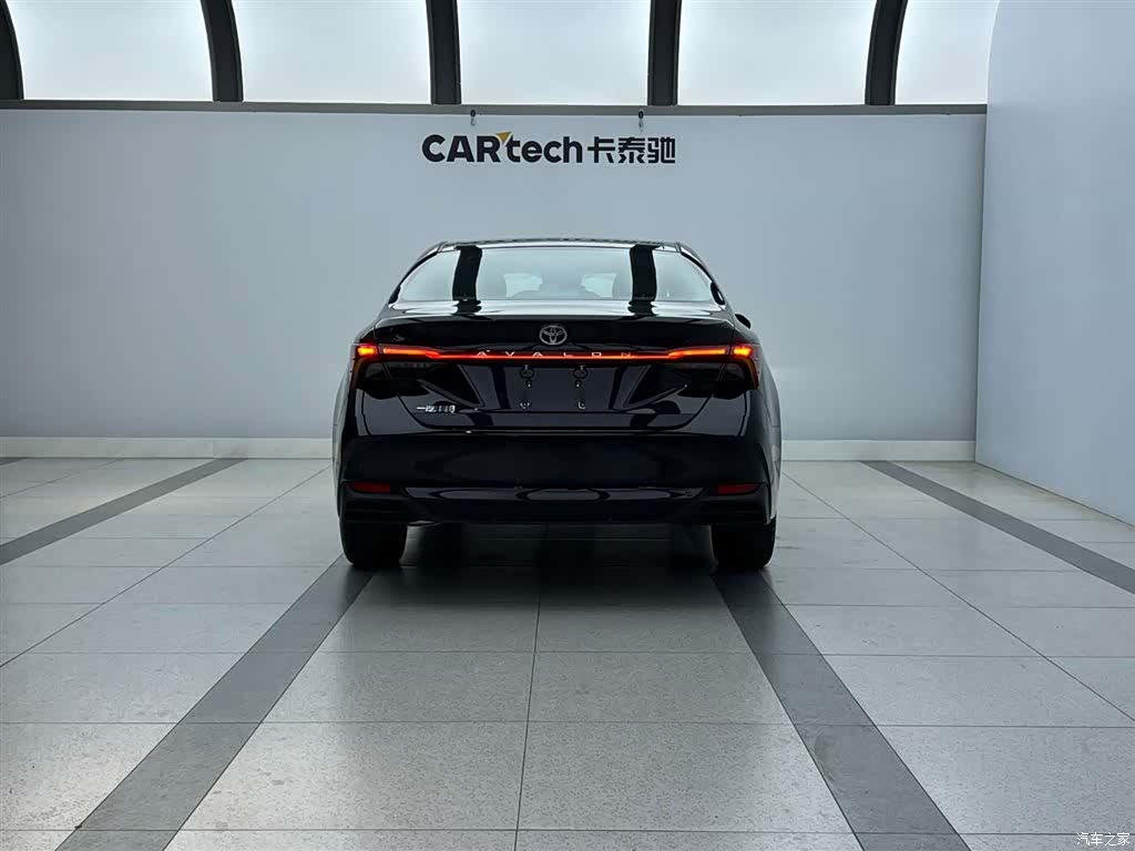Toyota Avalon, 2024 3