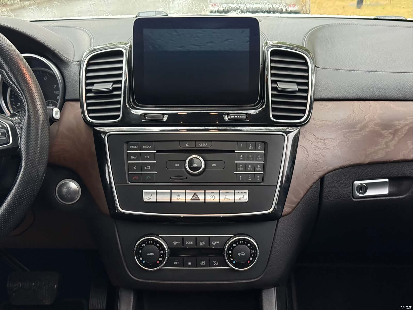 Mercedes-Benz GLE, 2016 22