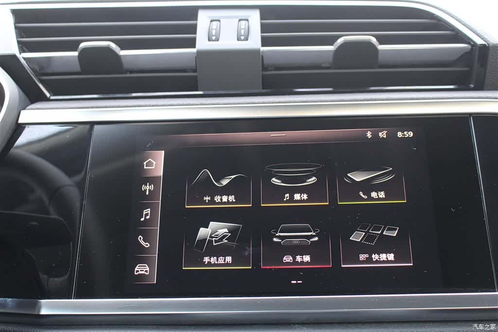 Audi Q3, 2019 10