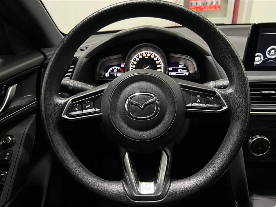 Mazda CX-4