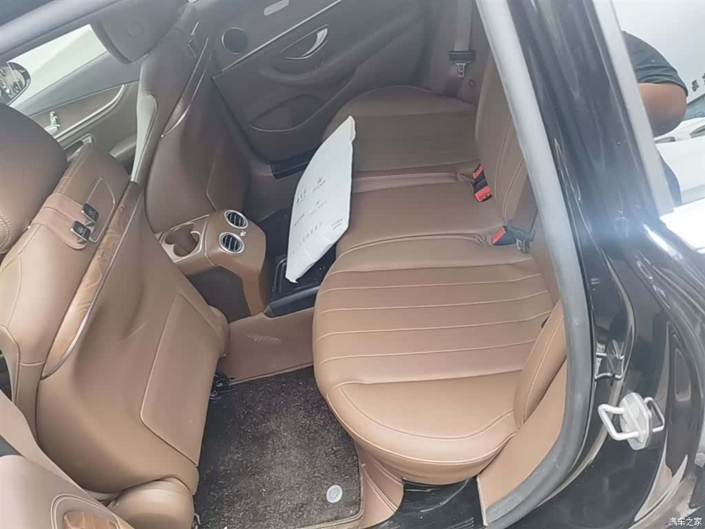 Mercedes-Benz E-Class, 2018 17