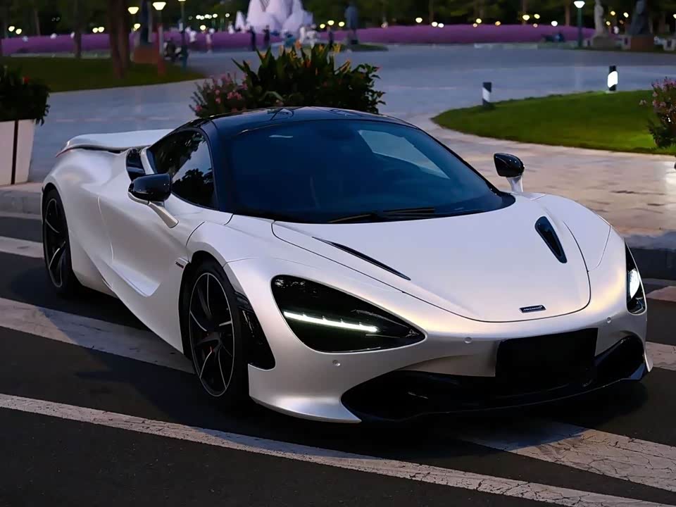 McLaren 720S