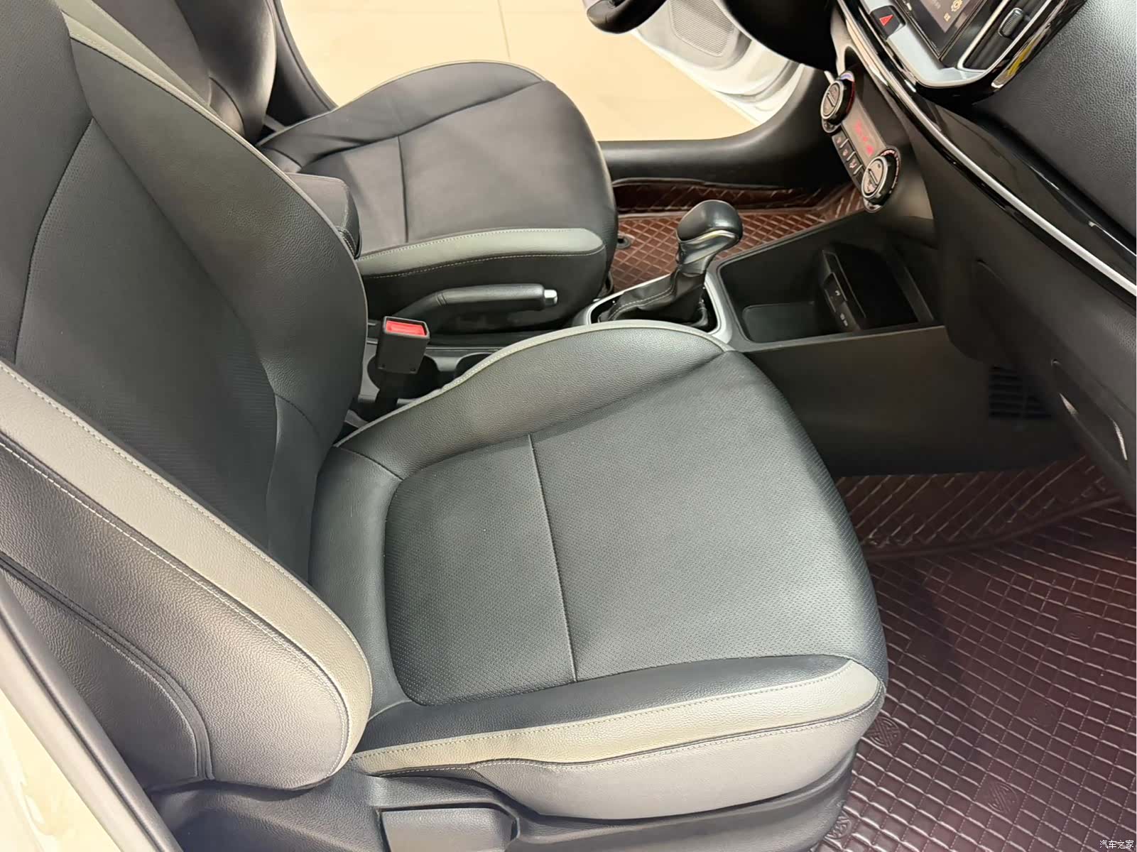Kia KX1, 2023 19