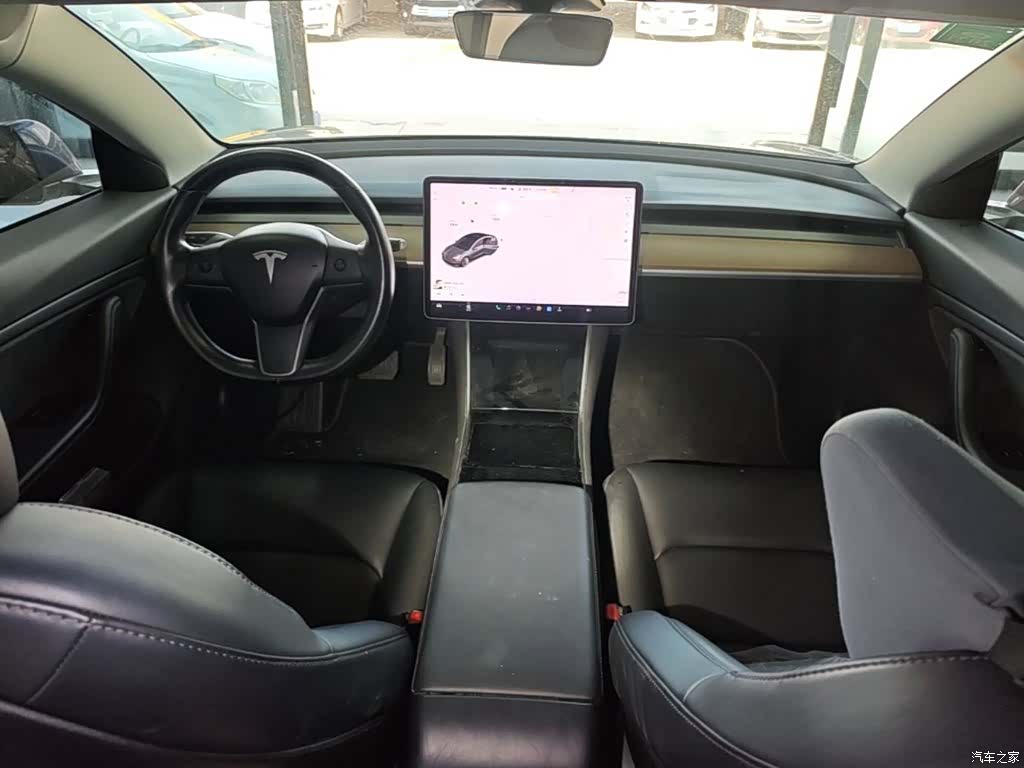 Tesla Model 3, 2019 10