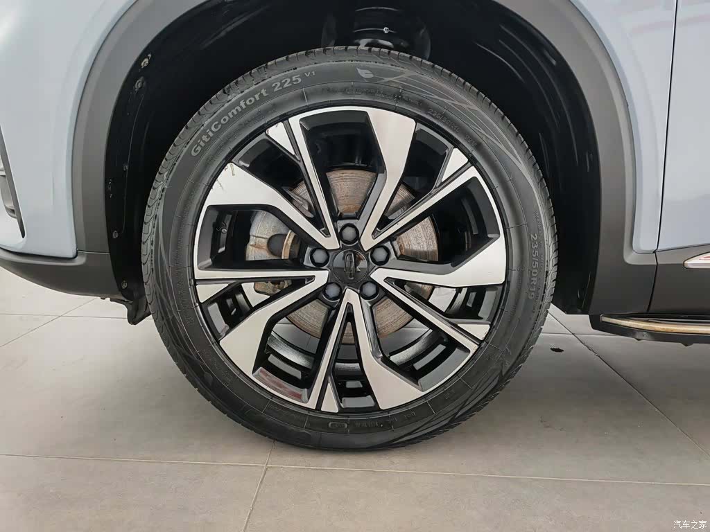 Geely Xingyue, 2021 17