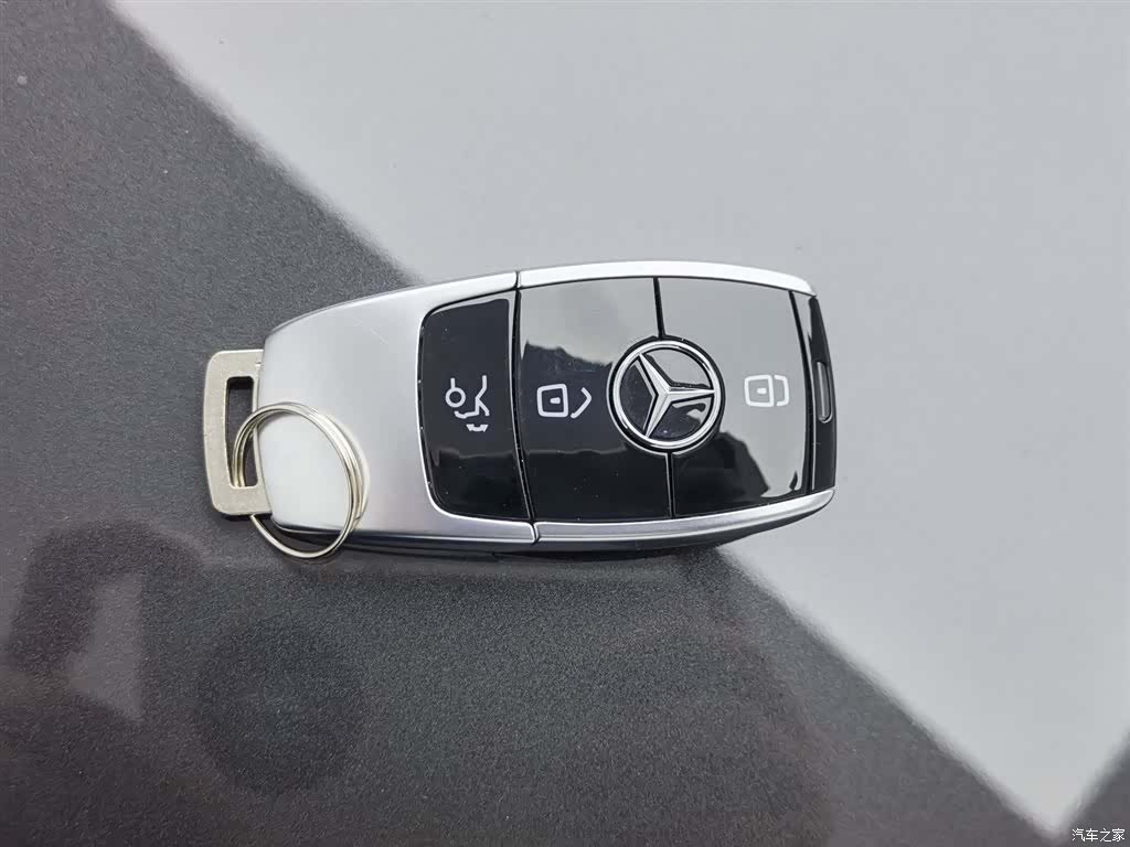 Mercedes-Benz CLS, 2023 19