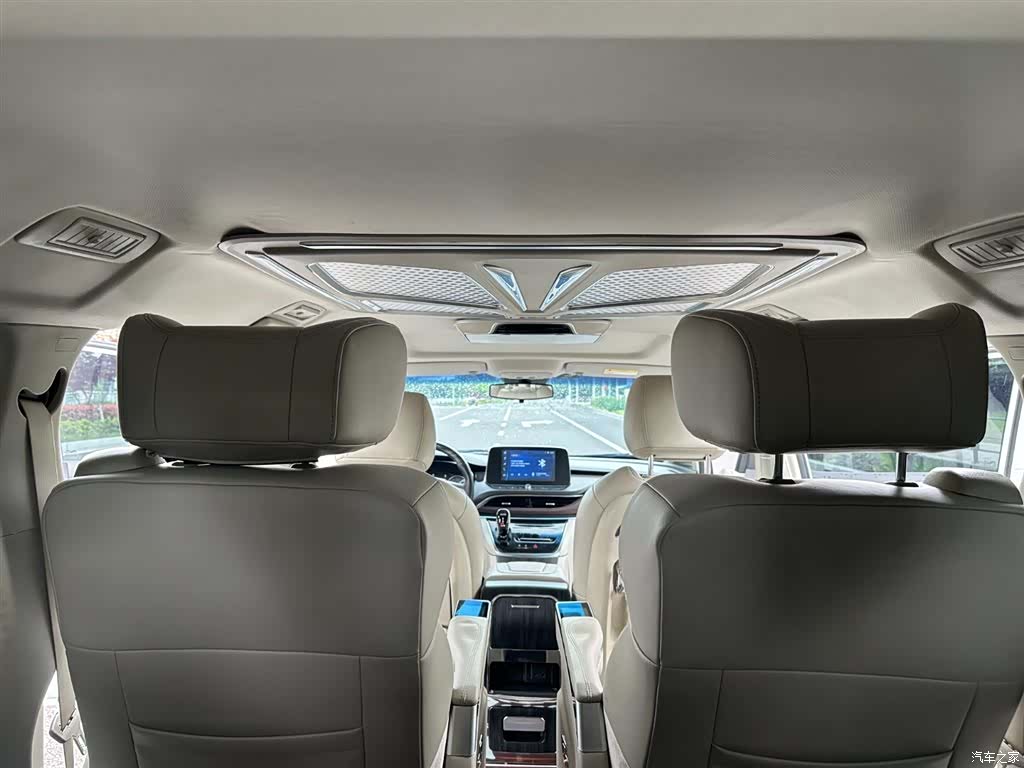Buick GL8, 2021 12