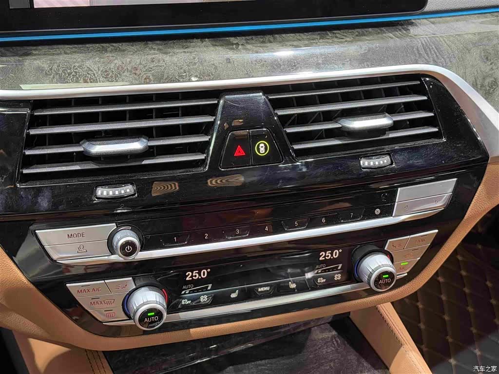 BMW 6 Series GT, 2022 24