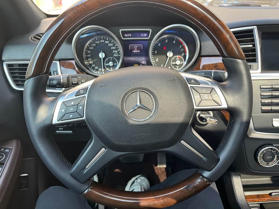 Mercedes-Benz M class
