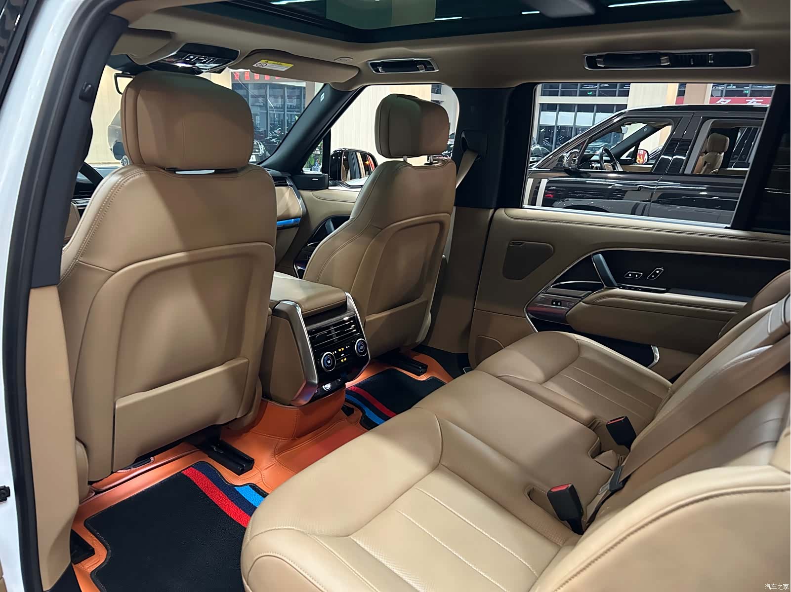 Land Rover Range Rover, 2023 25