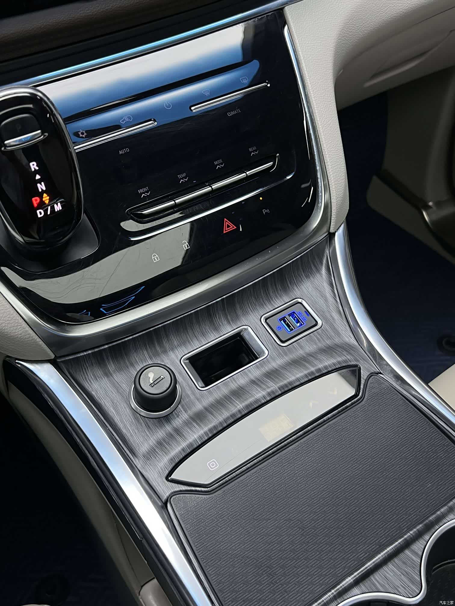 Buick GL8, 2021 36