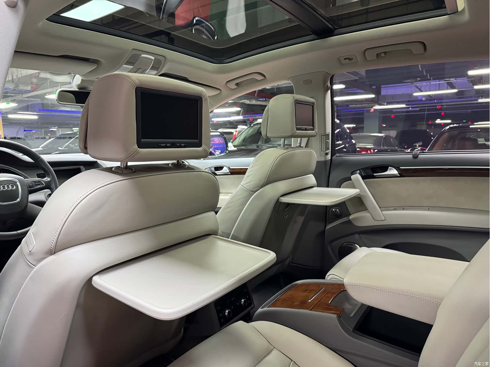 Audi Q7, 2010 35