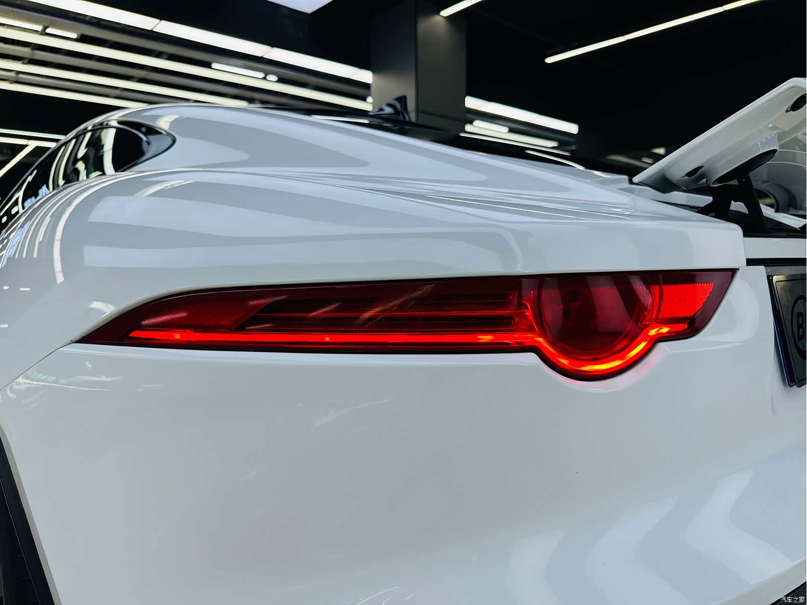 Jaguar F-TYPE, 2017 17
