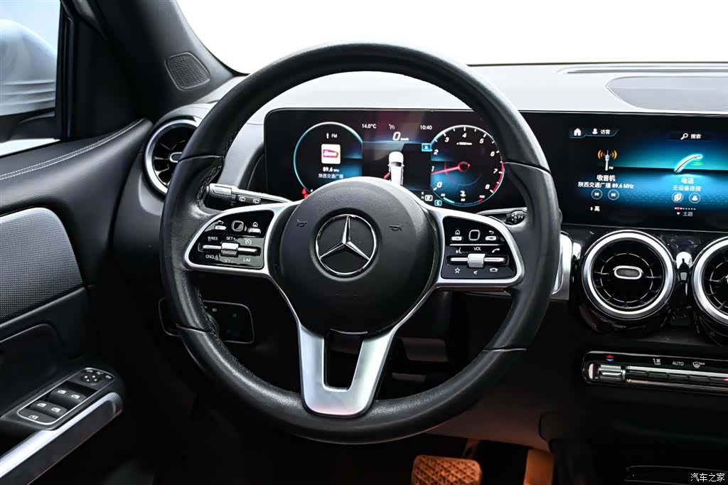 Mercedes-Benz GLB, 2022 18
