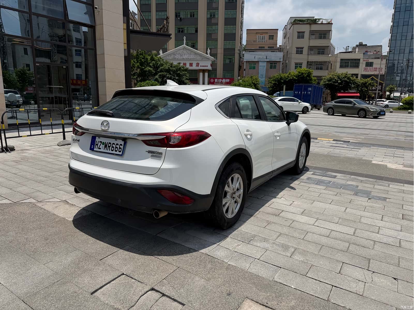 Mazda CX-4, 2017 4