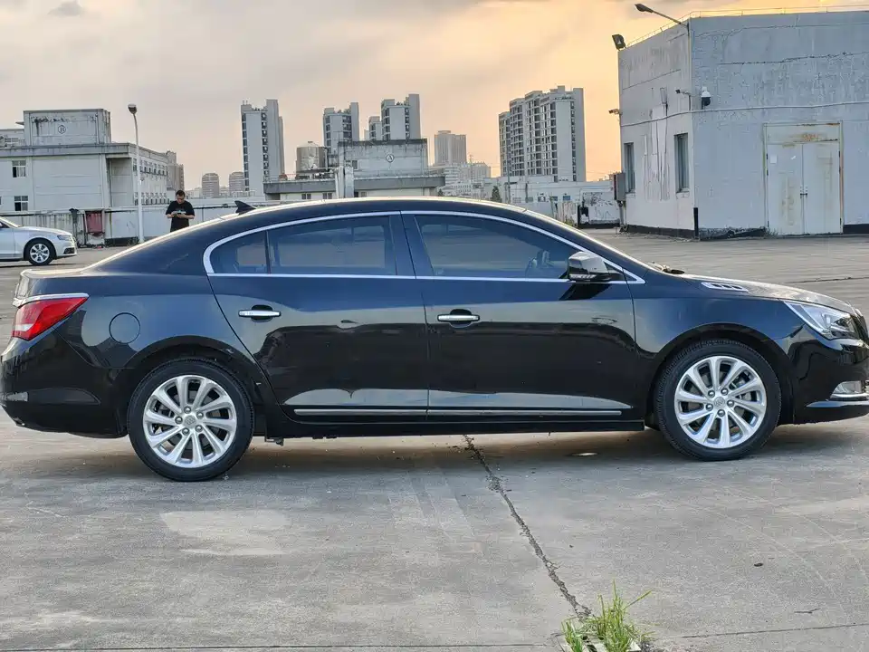 Buick Lacrosse