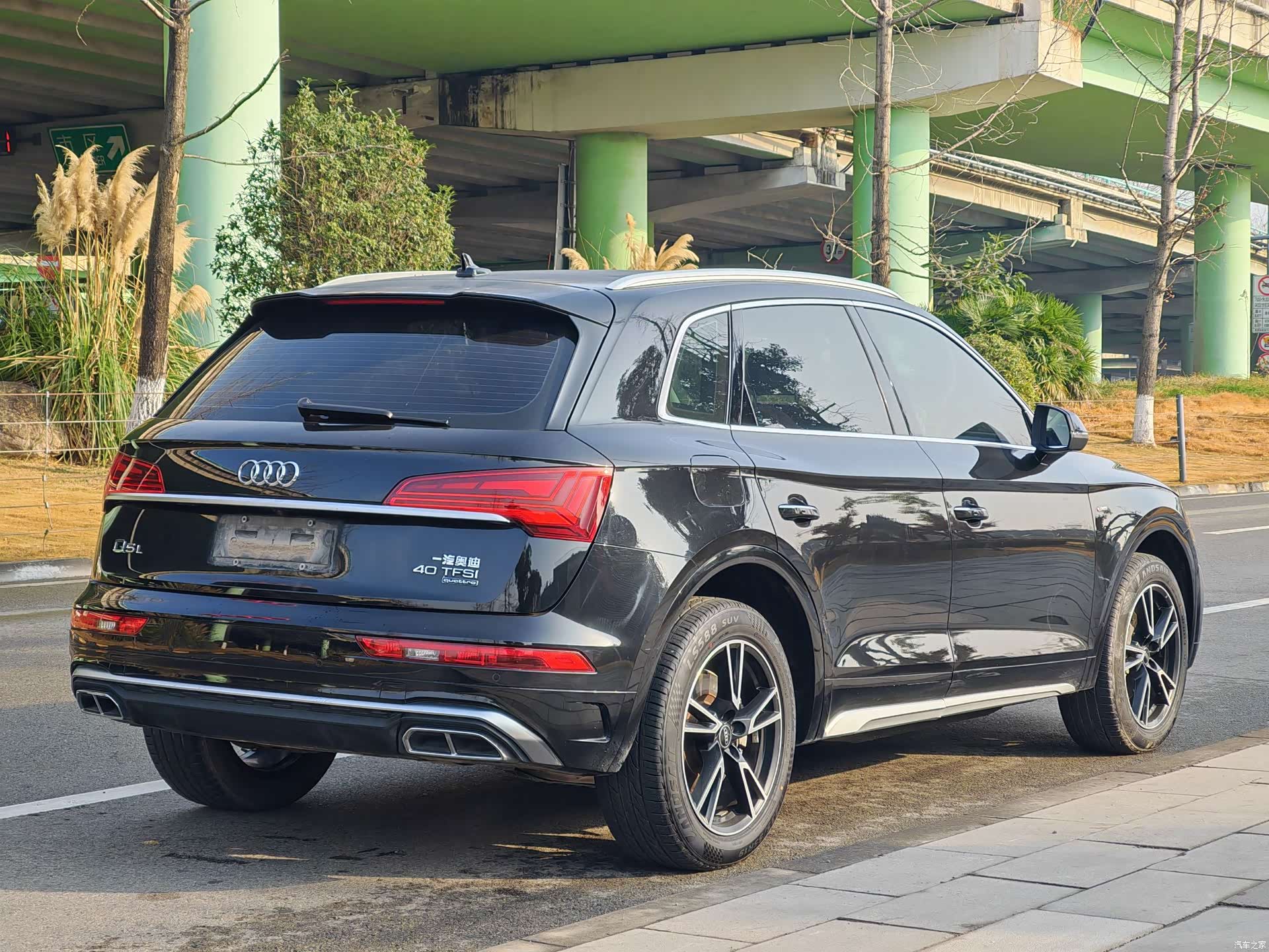 Audi Q5L, 2022 все фото