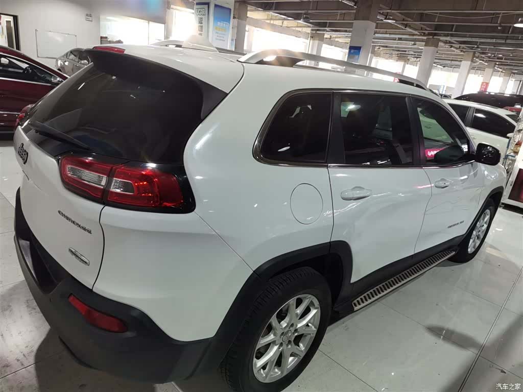Jeep Cherokee, 2016 все фото
