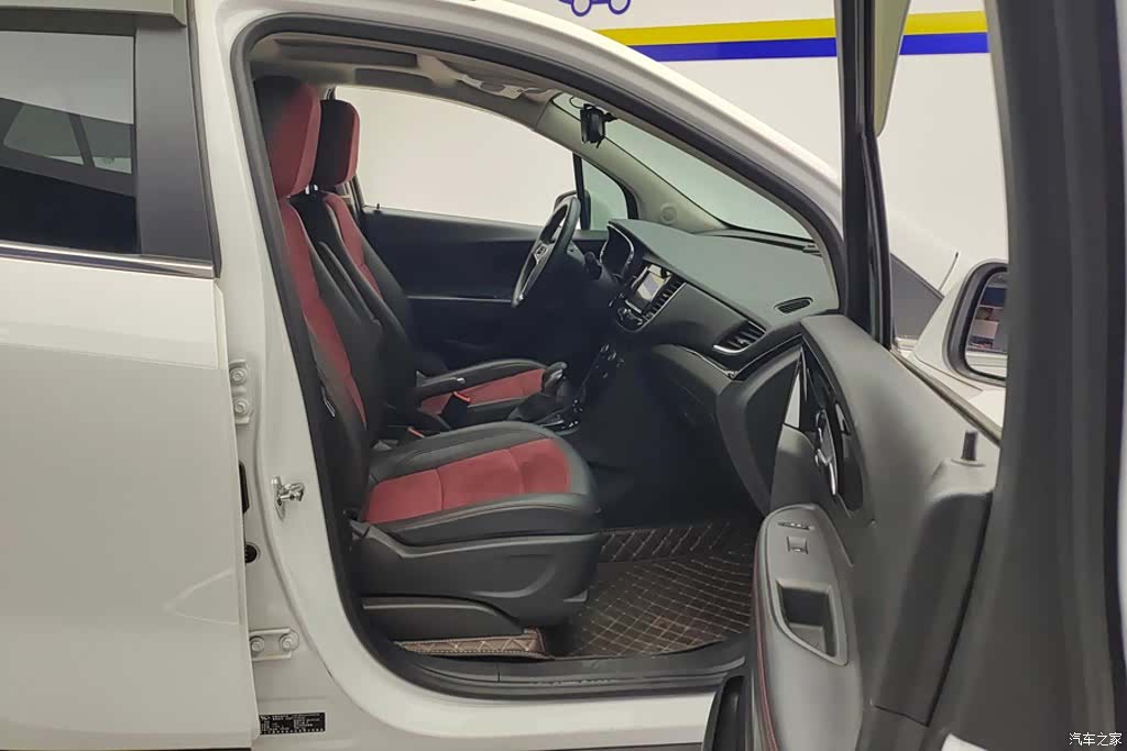 Buick Encore, 2018 8