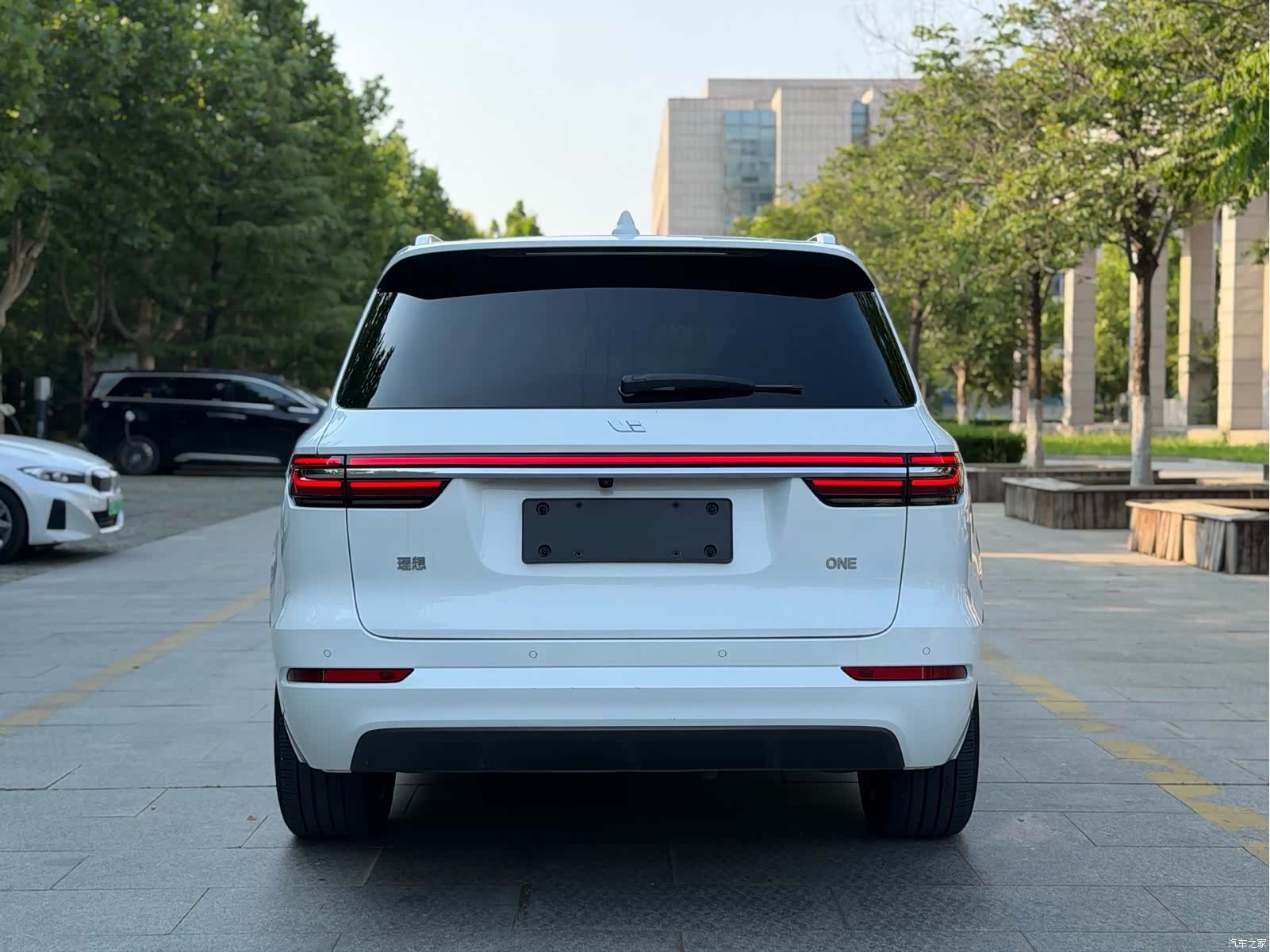 Li Auto ONE, 2022 все фото