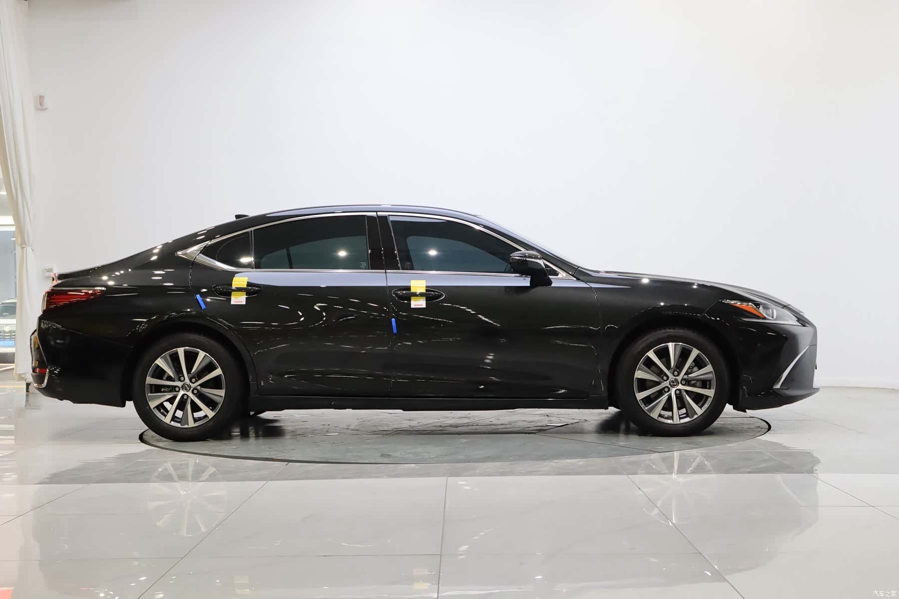 Lexus ES, 2019 6