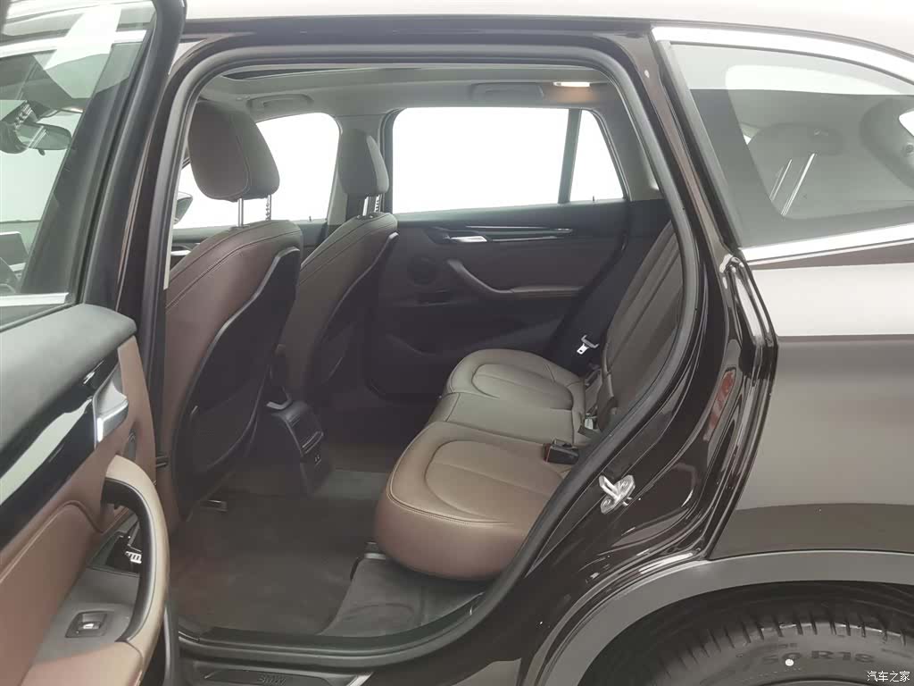 BMW X1, 2019 15