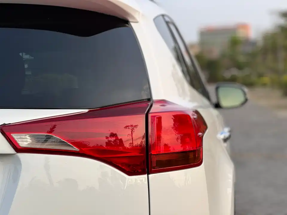 Toyota RAV4 Rongfang