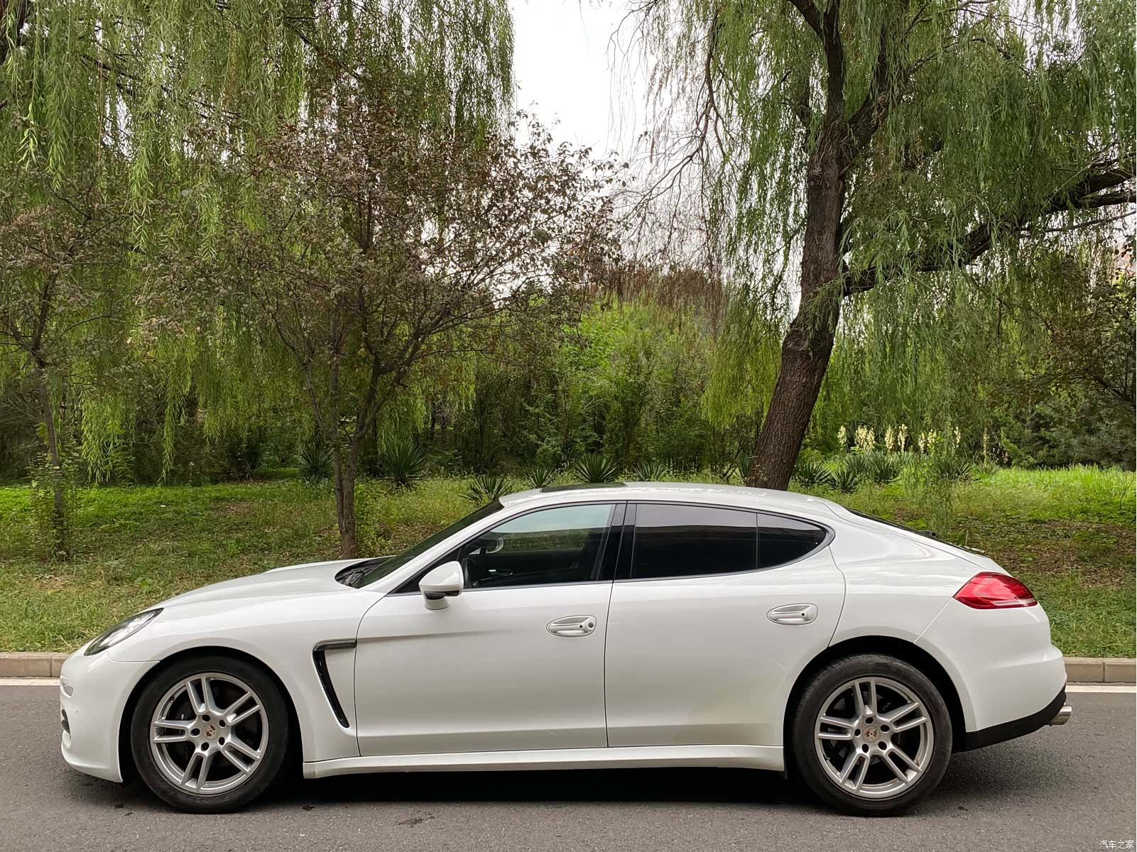 Porsche Panamera, 2016 3