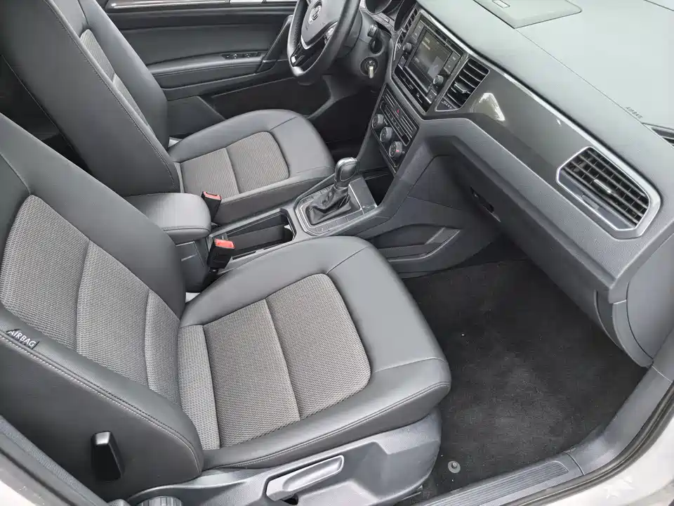 Volkswagen Golf*Jiayu