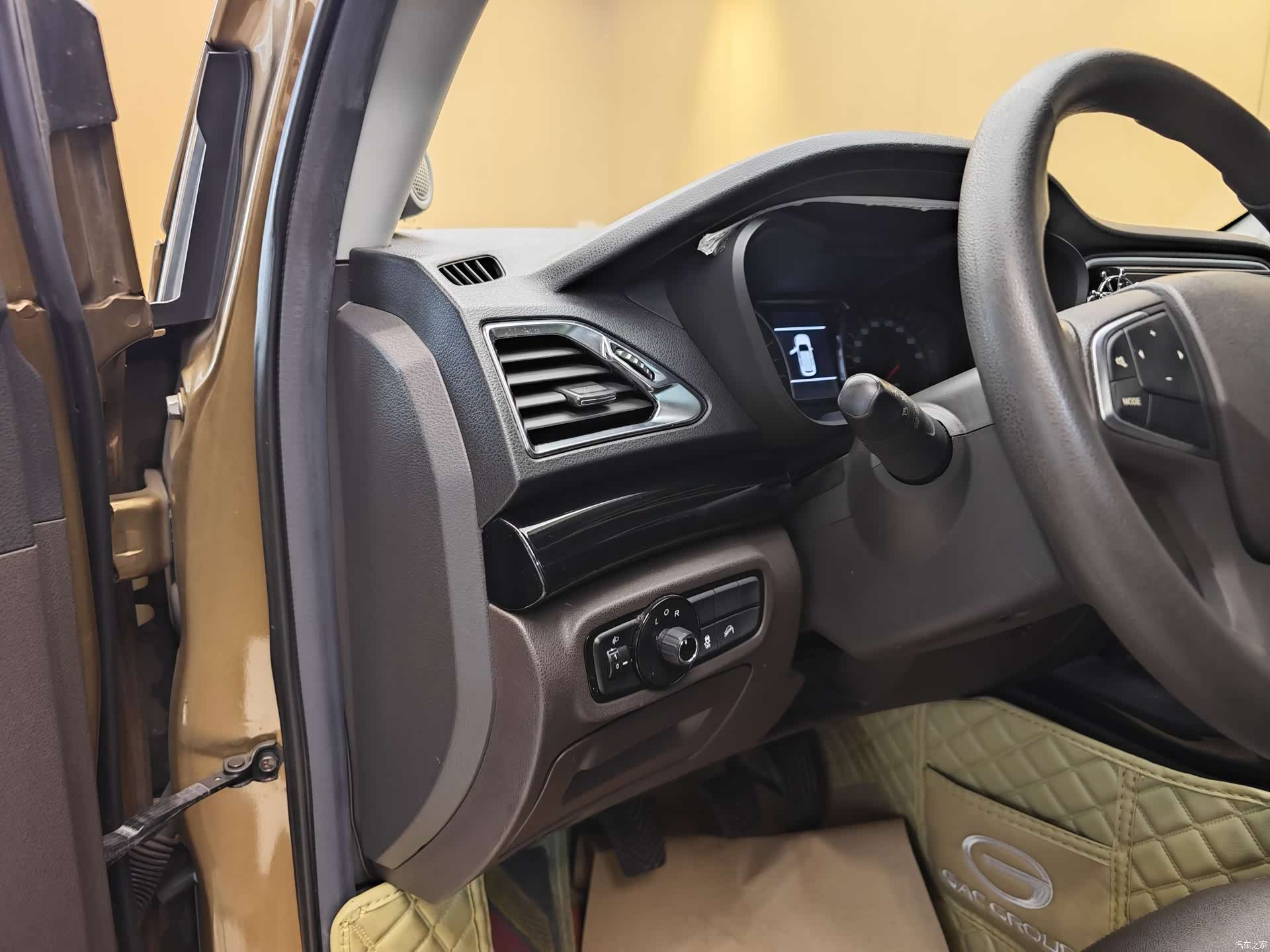 GAC GS4, 2015 11