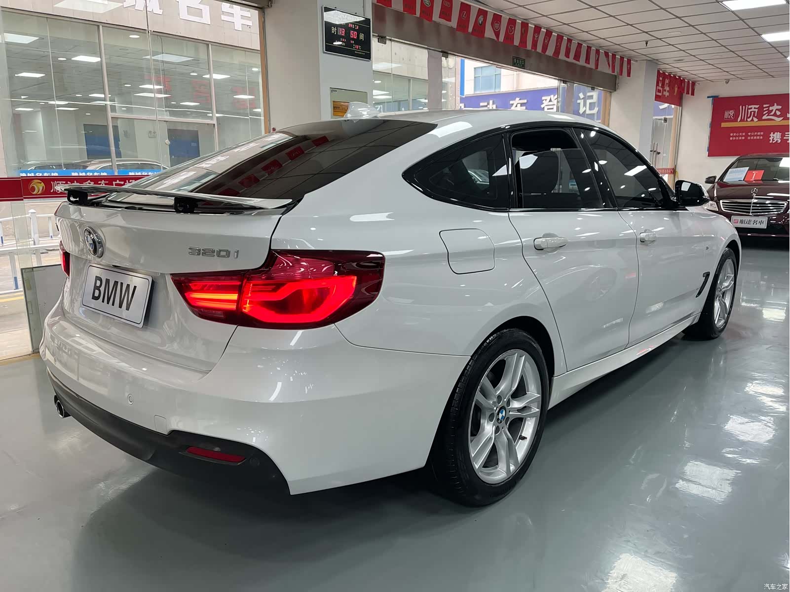 BMW 3 Series, 2020 6