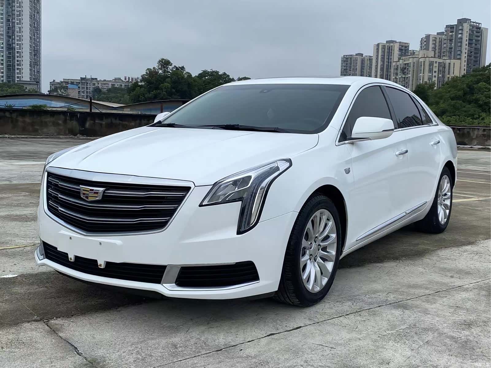 Cadillac XTS