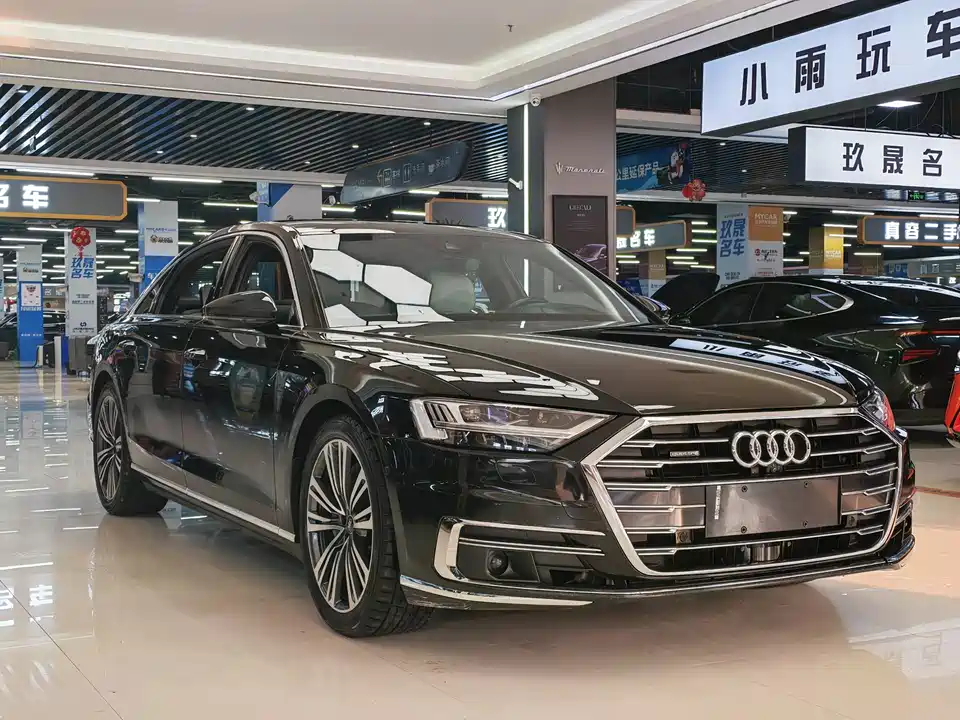 Audi A8