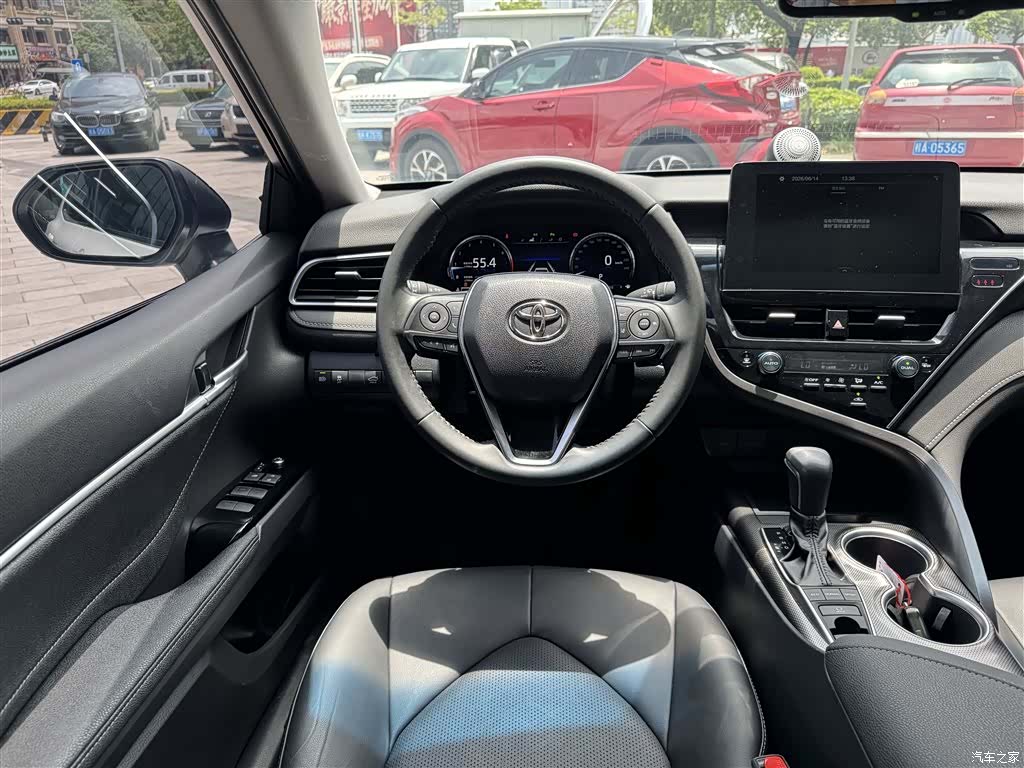 Toyota Camry, 2023 16