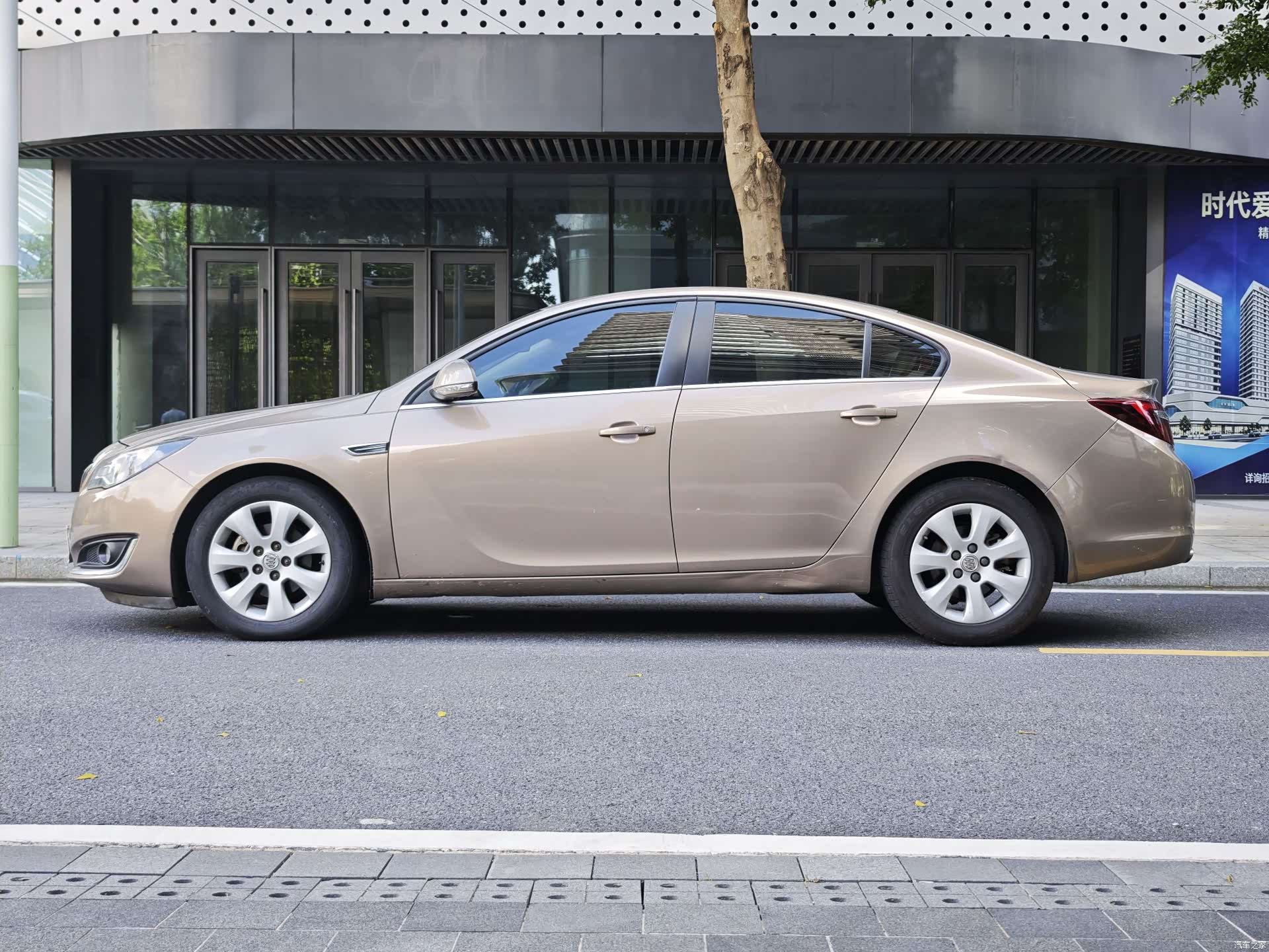 Buick Regal, 2015 12