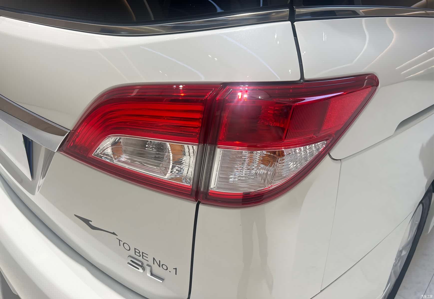 Nissan SL, 2016 14