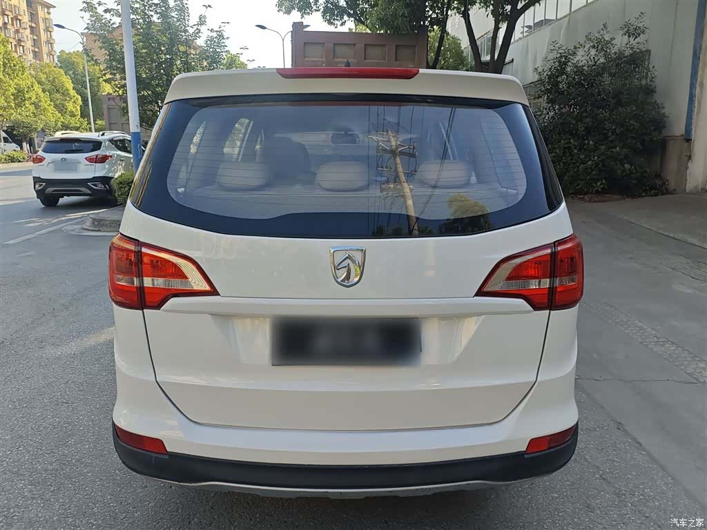 Wuling 730, 2018 10