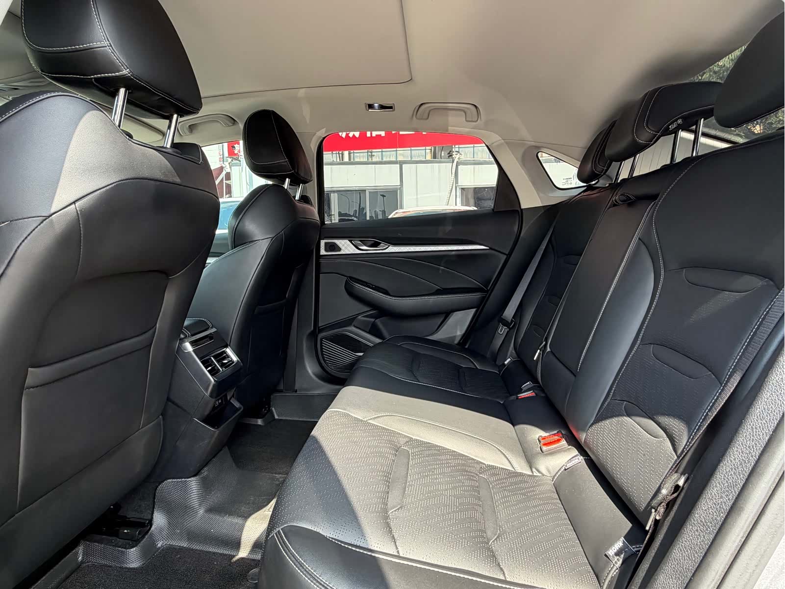 Geely Preface, 2023 8