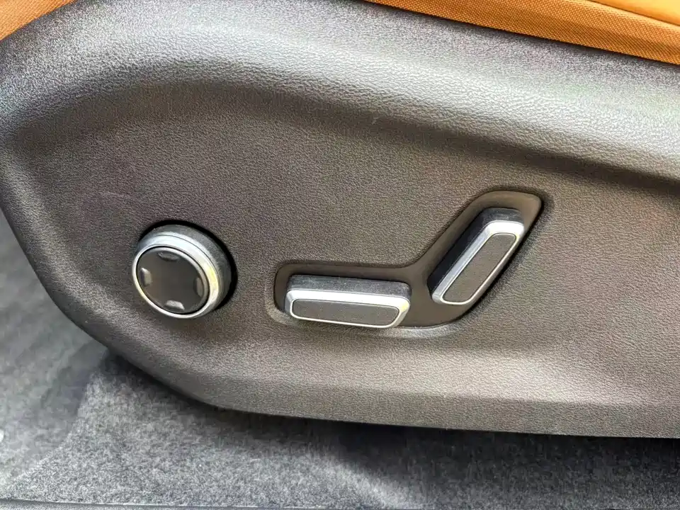 Geely Monjaro plug-in-hybrid