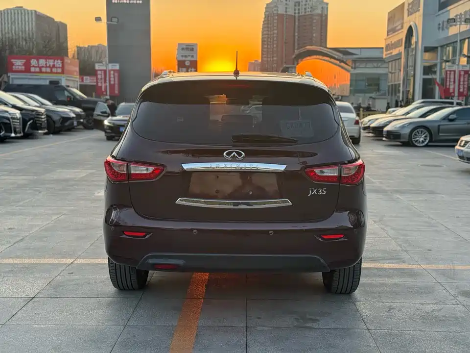 Infiniti JX
