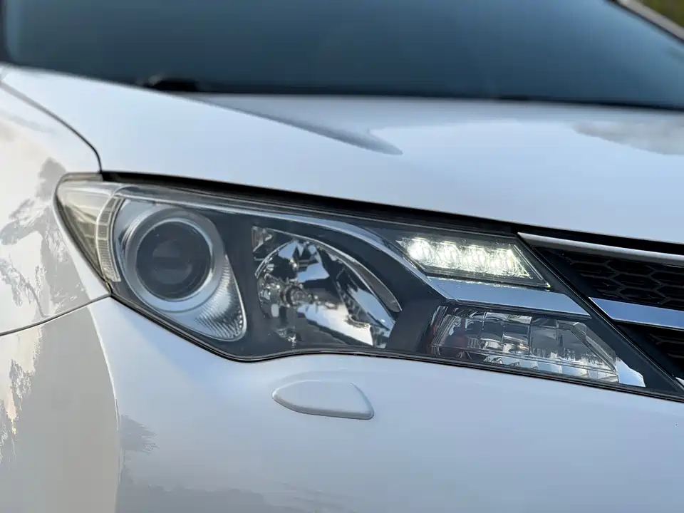 Toyota RAV4 Rongfang